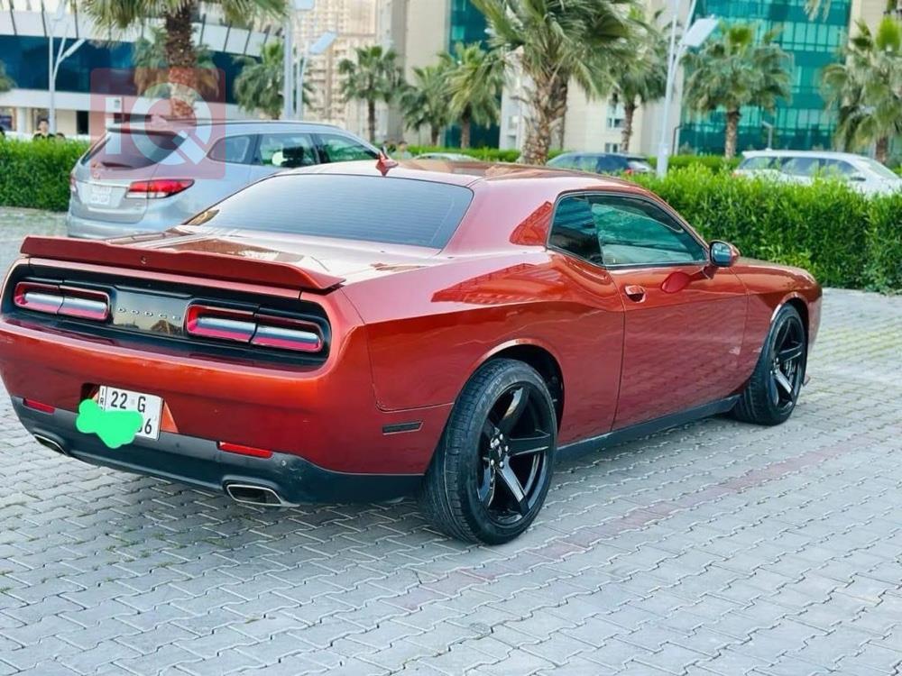 Dodge Challenger